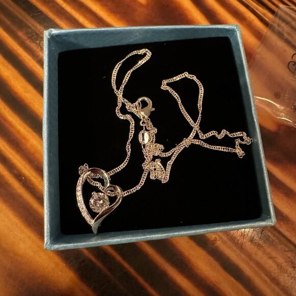 Emma Manor White Plated CZ Forever‎ Lover Heart Pendant Necklace - Picture 5 of 6